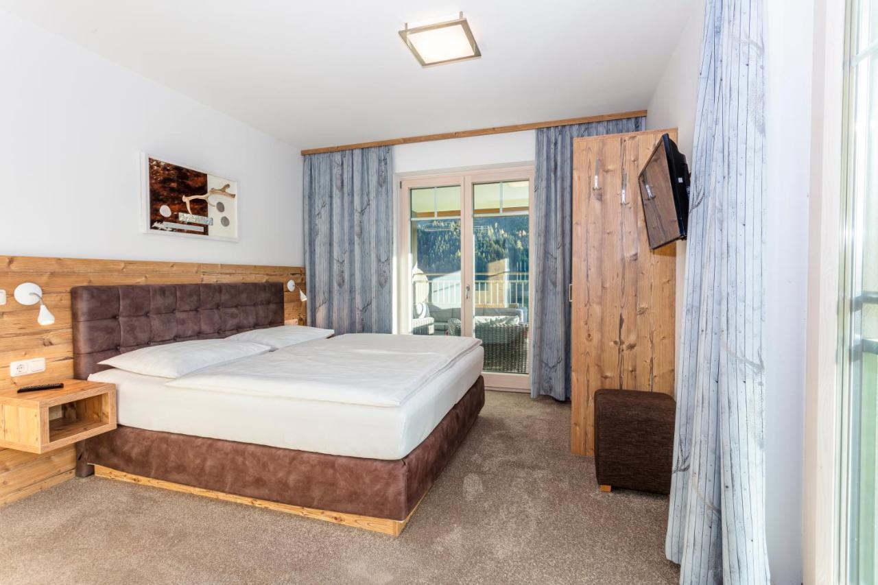 Eberharthof Apartment Saalbach-Hinterglemm Ngoại thất bức ảnh