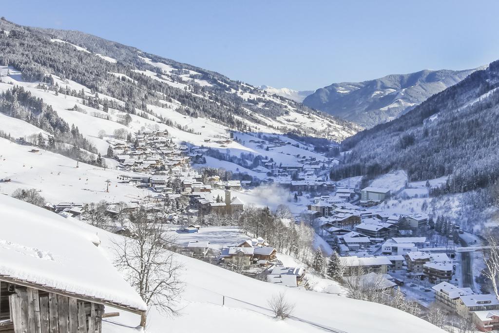 Eberharthof Apartment Saalbach-Hinterglemm Ngoại thất bức ảnh