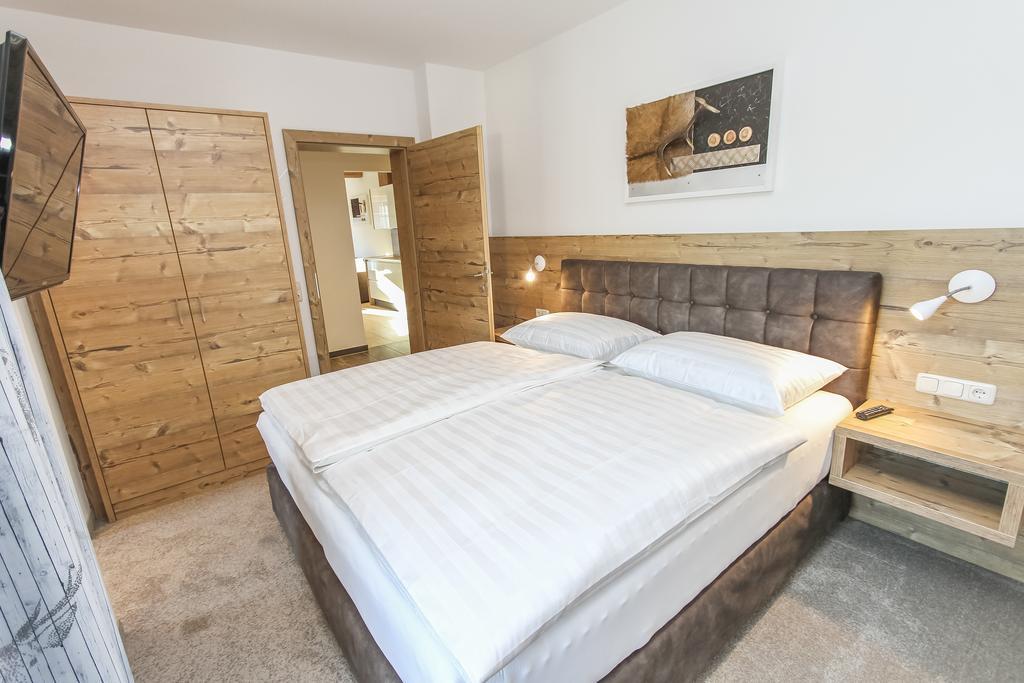 Eberharthof Apartment Saalbach-Hinterglemm Ngoại thất bức ảnh