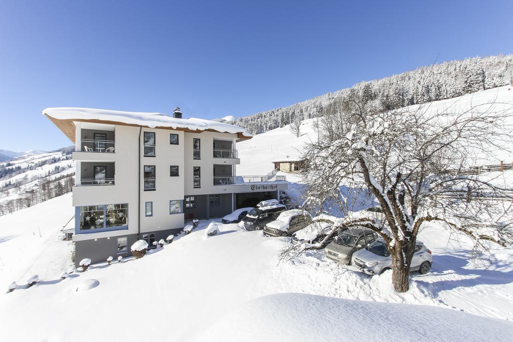 Eberharthof Apartment Saalbach-Hinterglemm Ngoại thất bức ảnh